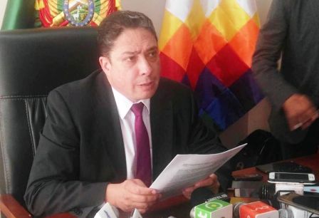 Ministro-Arce-denuncia-a-hermano-de-consejero