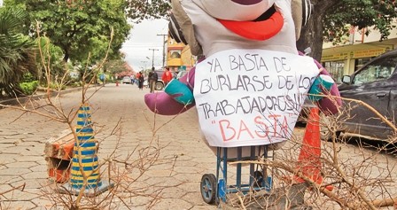Petty-afirma-que-no-se-hara-cargo-de-deudas-de-AeroSur
