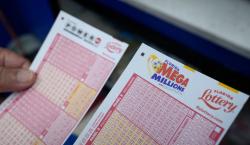 Un ganador reclamó el premio de más de mil millones de dólares de Mega Millions luego de nueve meses