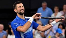 Djokovic accede a cuartos de final en torneo de Brisbane