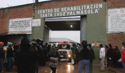 Hombre acuchillado en Palmasola es el parricida que contrató sicarios para que asesinen a su padre