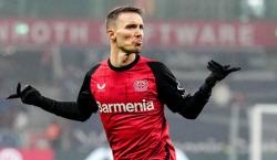 El Leverkusen sigue al acecho del Bayern Múnich