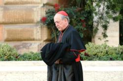 Un nuevo escándalo sacude al Vaticano: Cardenal acusado de pederastia a días del cónclave