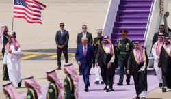 Trump aterriza en Riad en su primera gira por Oriente Medio