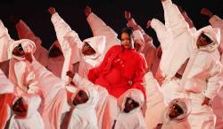 Rihanna regresa a la música con “Friend of Mine”, parte de la banda sonora de Smurfs