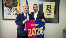 Raphinha amplía su contrato hasta 2028: “Mi sueño es retirarme en el Barsa”