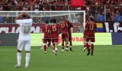 Errores fatales: Bolivia cae 2-0 ante Venezuela y complica sus aspiraciones