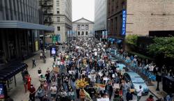 24 ciudades de EEUU se unen a las protestas contra la política migratoria de Los Ángeles