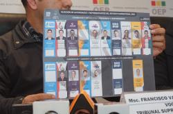 TSE presenta diseño de la papeleta de votación para las elecciones del 17 de agosto
