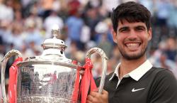 Carlos Alcaraz conquista Queen’s