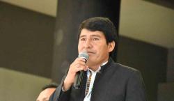 El gobernador de Chuquisaca presenta mejoras significativas en su salud, según médicos