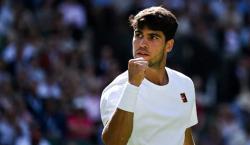Alcaraz cumple con autoridad en Wimbledon y alcanza 20 victorias consecutivas en Londres