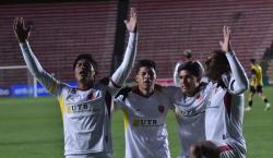 Real Oruro sorprende al vencer a The Strongest en La Paz