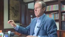 Tuto Quiroga promete reducir “miles” de funcionarios si es electo