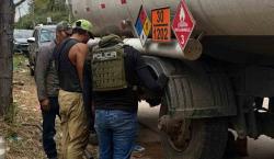 Interceptan camión cisterna cargado con clorhidrato de cocaína en la ruta a Paraguay