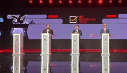 Manfred, Samuel y Tuto presentan planes distintos para atraer dólares y contener la inflación