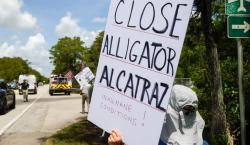 Comen encadenados y mueren sin atención: HRW expone horror en centros de detención migratoria de Florida