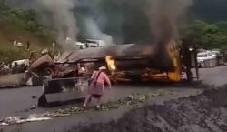 Conductor de camión cisterna muere carbonizado tras fatal accidente en El Sillar