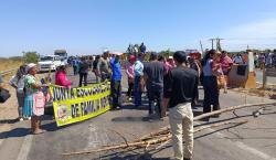 Dos bloqueos interrumpen el paso en la zona norte y sur de Santa Cruz