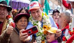 Tuto anuncia una “embestida final” de campaña para intentar ganar en primera vuelta y tener el dominio congresal