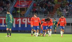 Wilstermann rescata un empate ante Bolívar y lo toma como una victoria