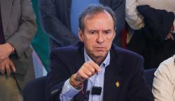 Tuto ve que está “destinado a entenderse” con la bancada de Samuel; habla de mayoría “aplastante” para reformar la CPE