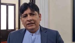 Cuellar formaliza denuncia para juicio de responsabilidad contra Luis Arce por la importación de combustible