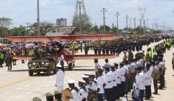 Después de tres años, la gobernación reactiva el desfile por el aniversario de Santa Cruz