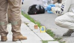Un hombre pierde la vida en su hogar tras ser perseguido y apuñalado por tres personas