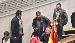 Asamblea dicta cuarto intermedio en elección de contralor; CC ve que el MAS no tiene 2/3 requeridos