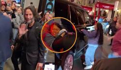 Tenso momento: fan intenta ingresar al auto del actor Keanu Reeves