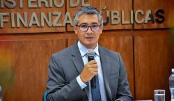 Ministro de Economía: “El dólar referencial del mercado está bajando y tenemos que reforzar las reservas”