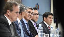 Pese a recibir un Estado “quebrado”, el gobierno descarta que Bolivia entre en default