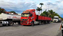 Ruta nueva a Cochabamba queda libre: levantaron el bloqueo en Vila Tunari