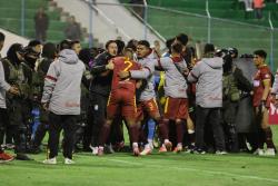 17 expulsados tras pelea campal en Oruro; Blooming, el más perjudicado