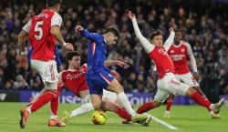 Empate vibrante en Stamford Bridge deja al Arsenal en la cima y al Chelsea con un sabor agridulce