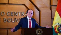 Banco Central compromete transitar a un tipo de cambio más flexible del dólar