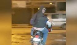 Le robaron el teléfono, le vaciaron la cuenta bancaria y le dispararon a su vehículo al perseguir a los autores 