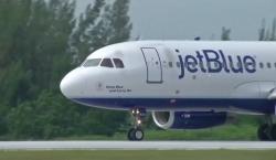 Un avión de JetBlue evita por poco una “colisión en el aire” con un avión militar estadounidense cerca de Venezuela