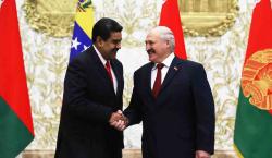 Lukashenko ofrece a Maduro Bielorrusia si quiere retirarse
