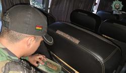 Allanan empresa de transporte por hallazgo de droga en bus rumbo a Paraguay