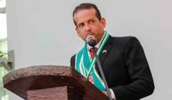 Camacho sobre el ajuste: “Son medidas difíciles pero necesarias si queremos salvar a Bolivia”