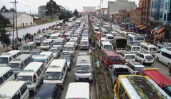La Paz: El pasaje de transporte se eleva de Bs 2.40 a Bs 5