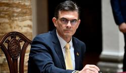 Paz promulga tres créditos que suman $us 680 millones y pondera madurez de parlamentarios que los aprobaron