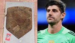 Atlético de Madrid borra a Courtois de un homenaje histórico