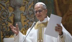 El Papa pide por la paz y entendimiento en su primera misa del año