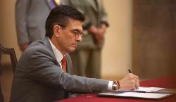 Rodrigo Paz aprueba el Decreto 5515 para gobernar a través de la tecnología desde el extranjero