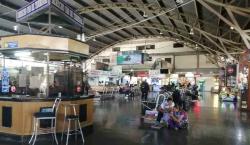 Continúan suspendidos los viajes a La Paz desde Cochabamba debido a los bloqueos