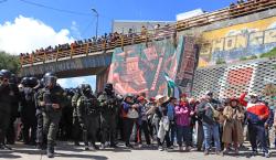 Suben a 36 los puntos de bloqueo y el gobierno plantea modificar 35 artículos del decreto 5503