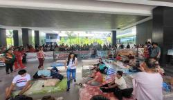 Trabajadores en salud instalan huelga de hambre en la Quinta Municipal